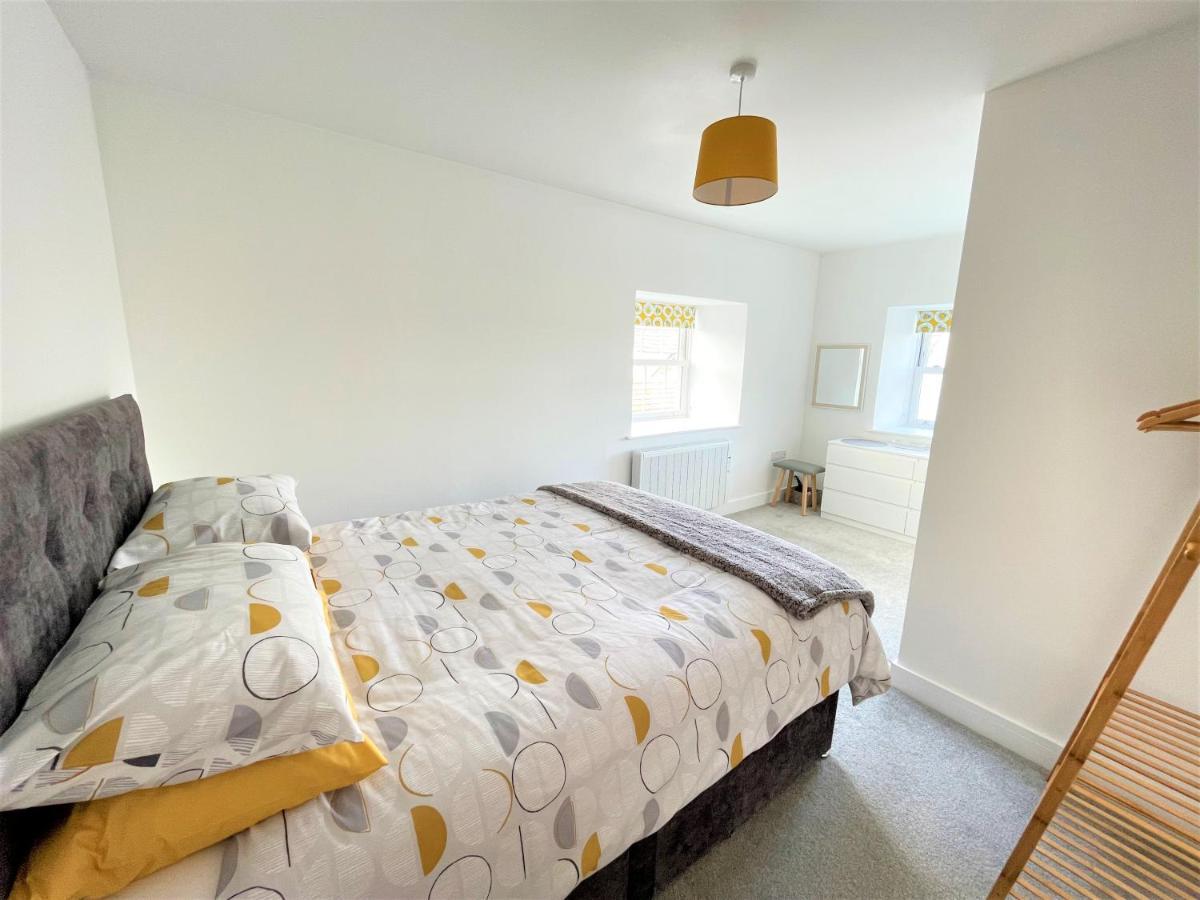 Modern 2 Bed Apt Centre Of Penzance, Lift Access Экстерьер фото